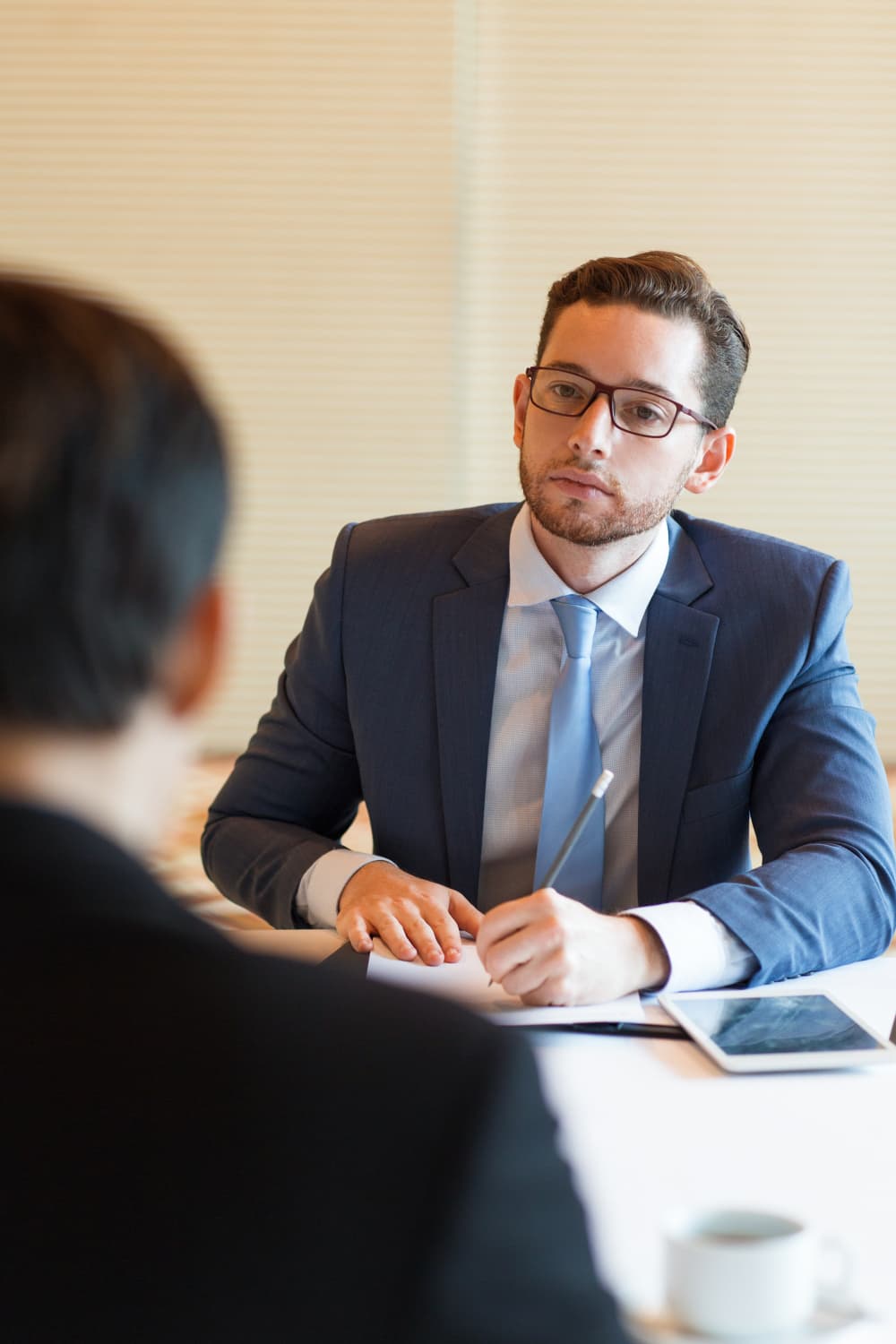 Advisor helping with a letters of administration application